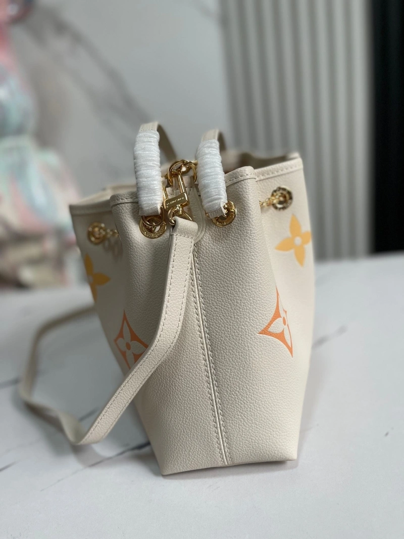 LV Bucket Bags 4233G-0691