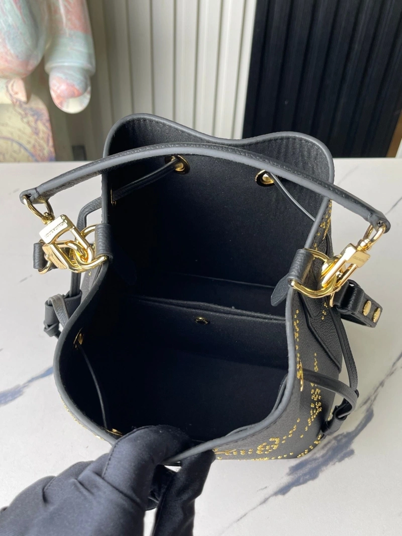 LV Bucket Bags 4233G-0703