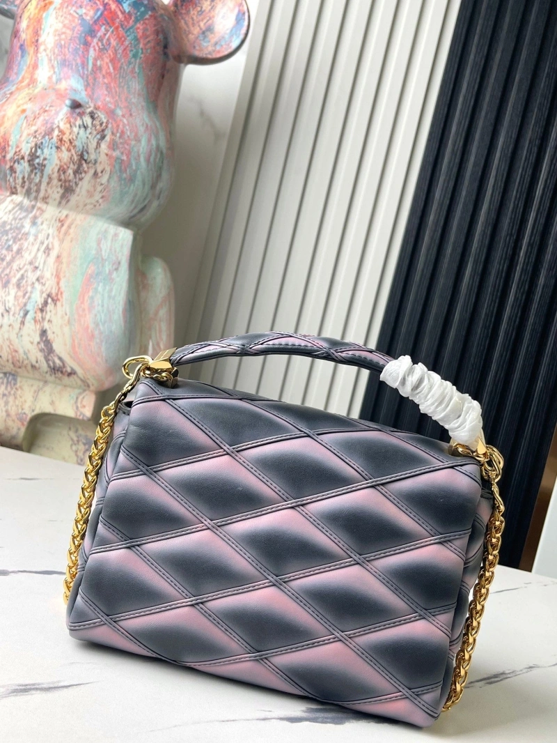 lv twist De*1m bags 4233g-0724