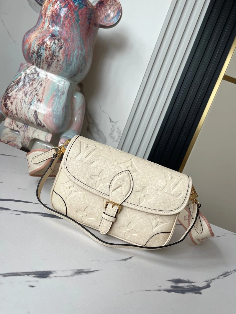 LV Satchel bags 4233G-0725