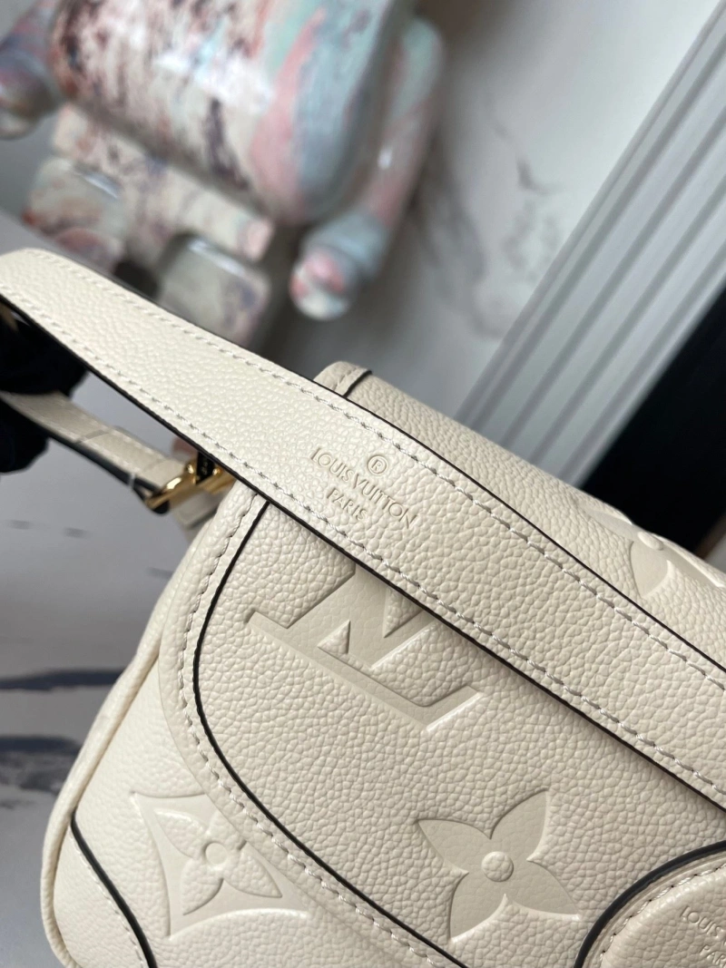 LV Satchel bags 4233G-0725