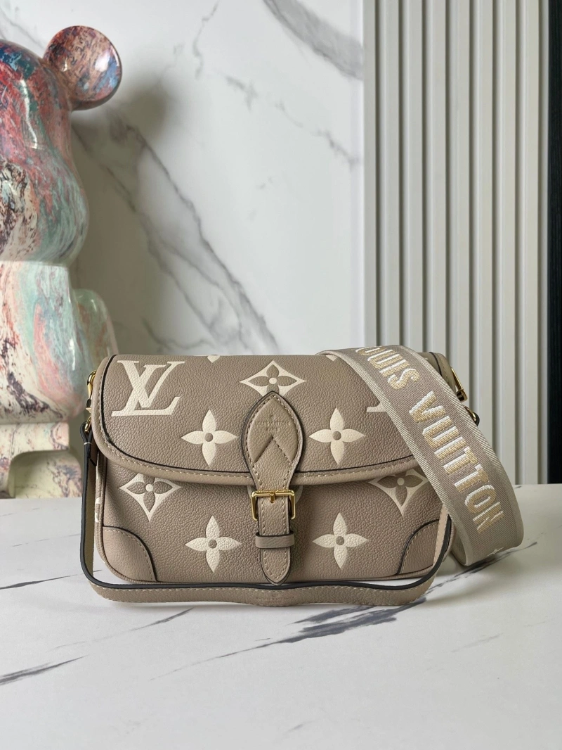 LV Satchel bags 4233G-0727