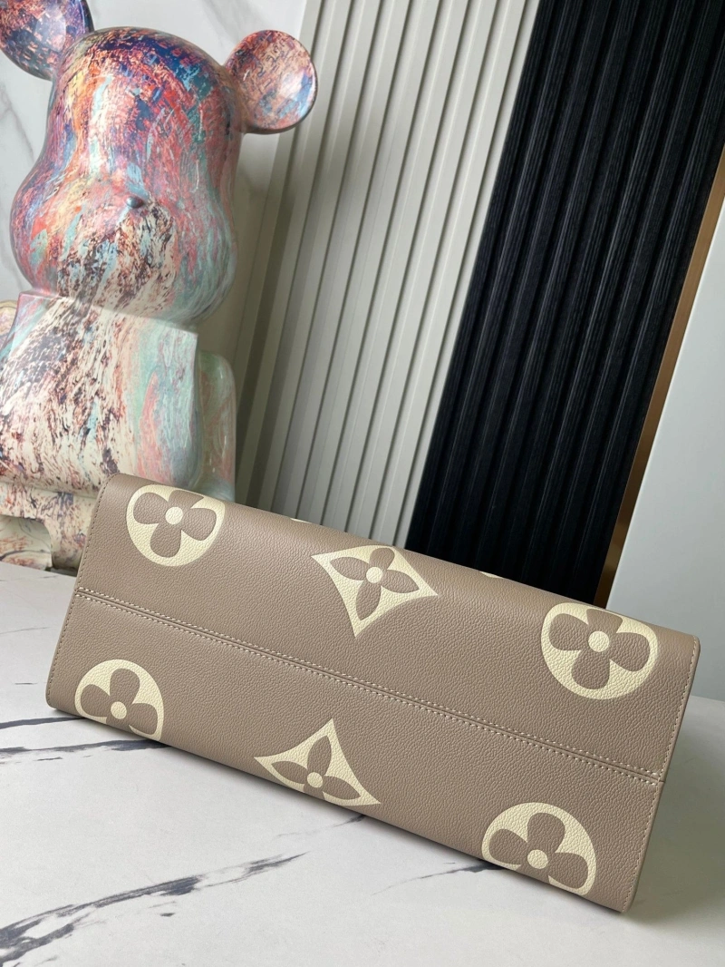 LV Shopping Bags 4233G-0739