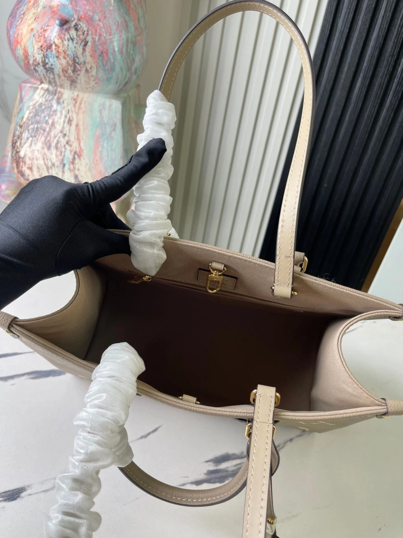 LV Shopping Bags 4233G-0740