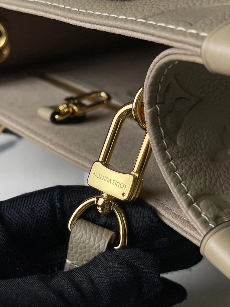 LV Shopping Bags 4233G-0751