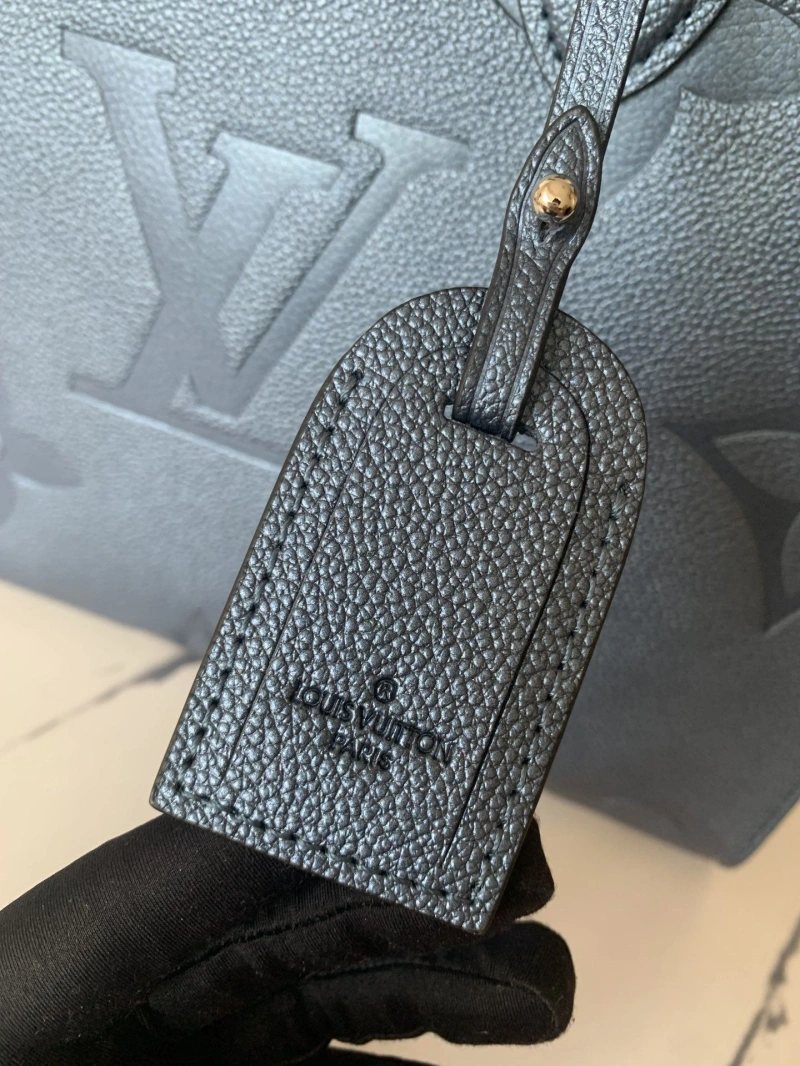 LV Shopping Bags 4233G-0752
