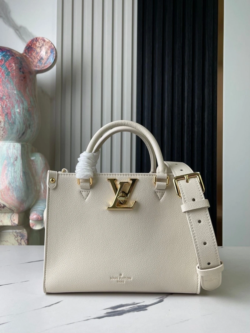 LV Shopping Bags 4233G-0761