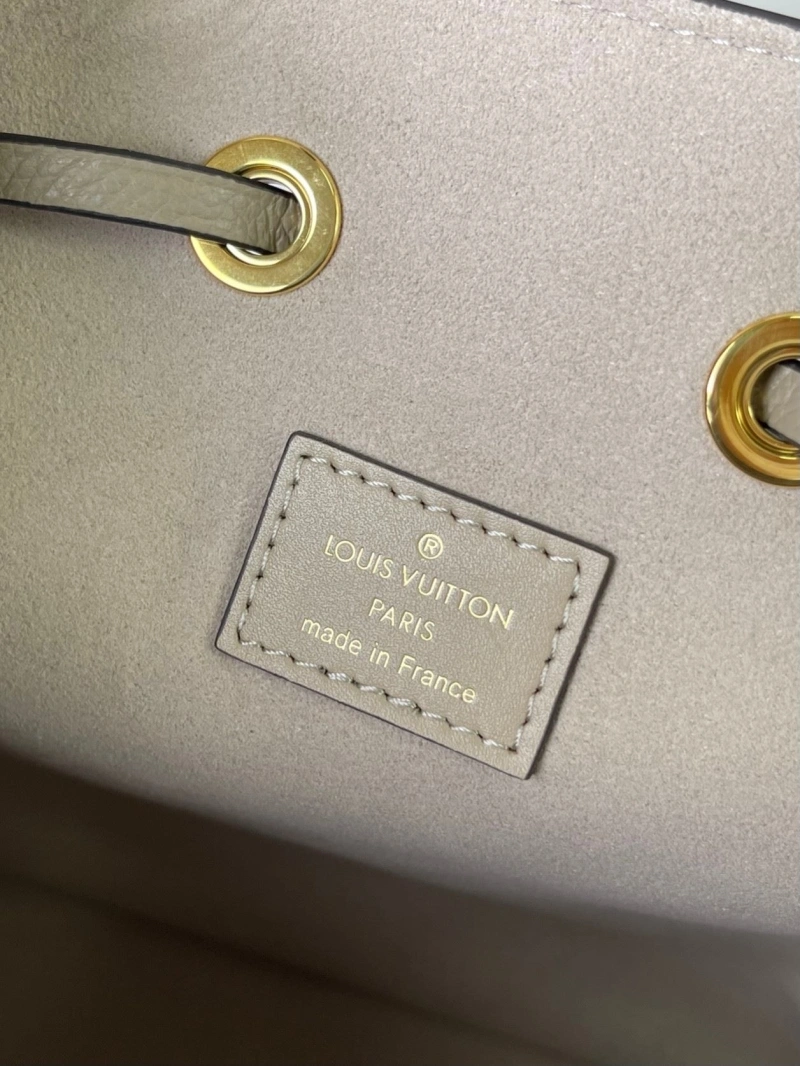 LV Bucket Bags 4233G-0784