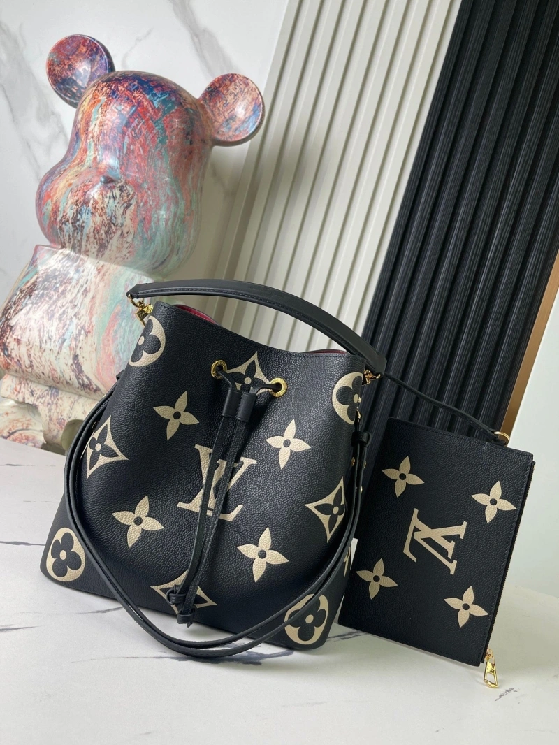LV Bucket Bags 4233G-0785