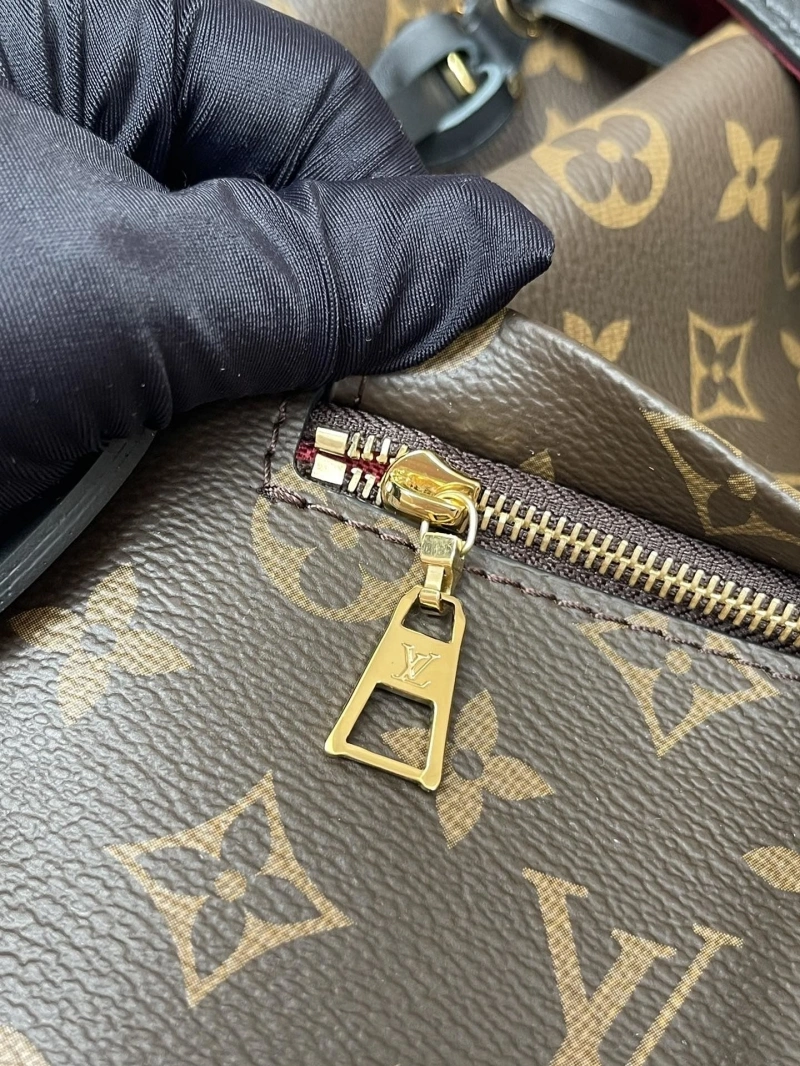 LV Backpacks 4233G-0787
