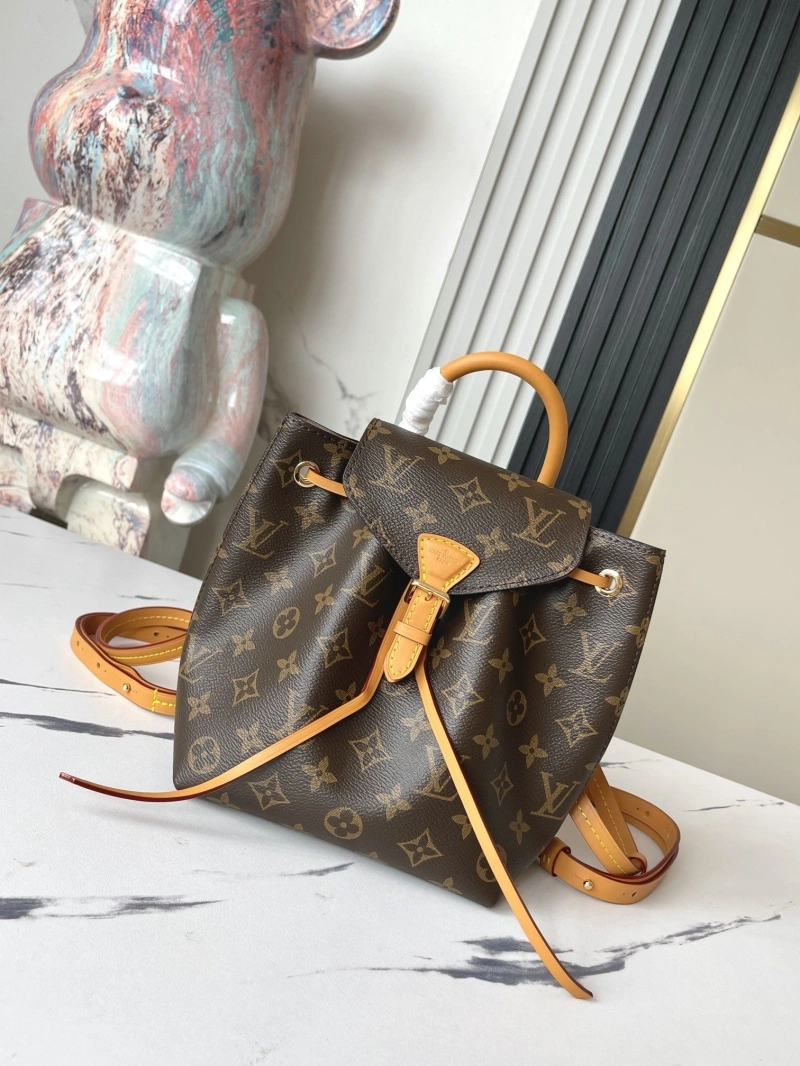 LV Backpacks 4233G-0788