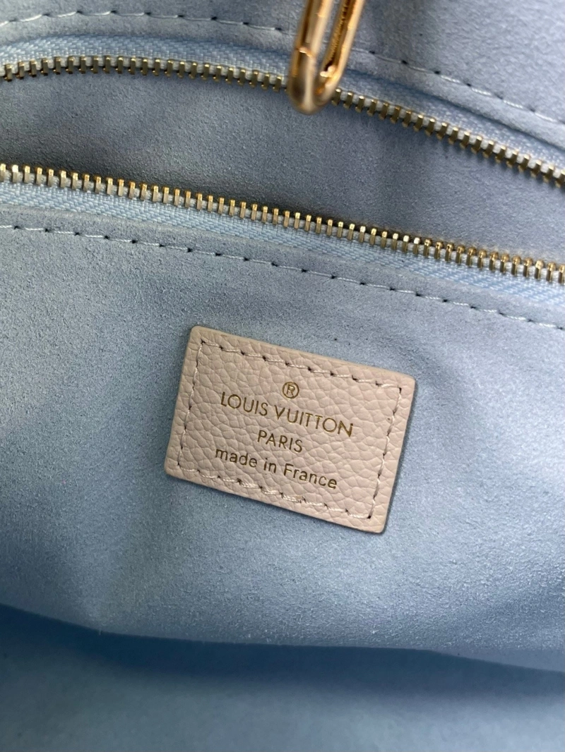 LV Shopping Bags 4233G-0820