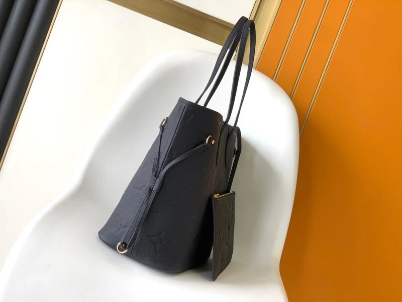 LV Shopping Bags 4233G-0836