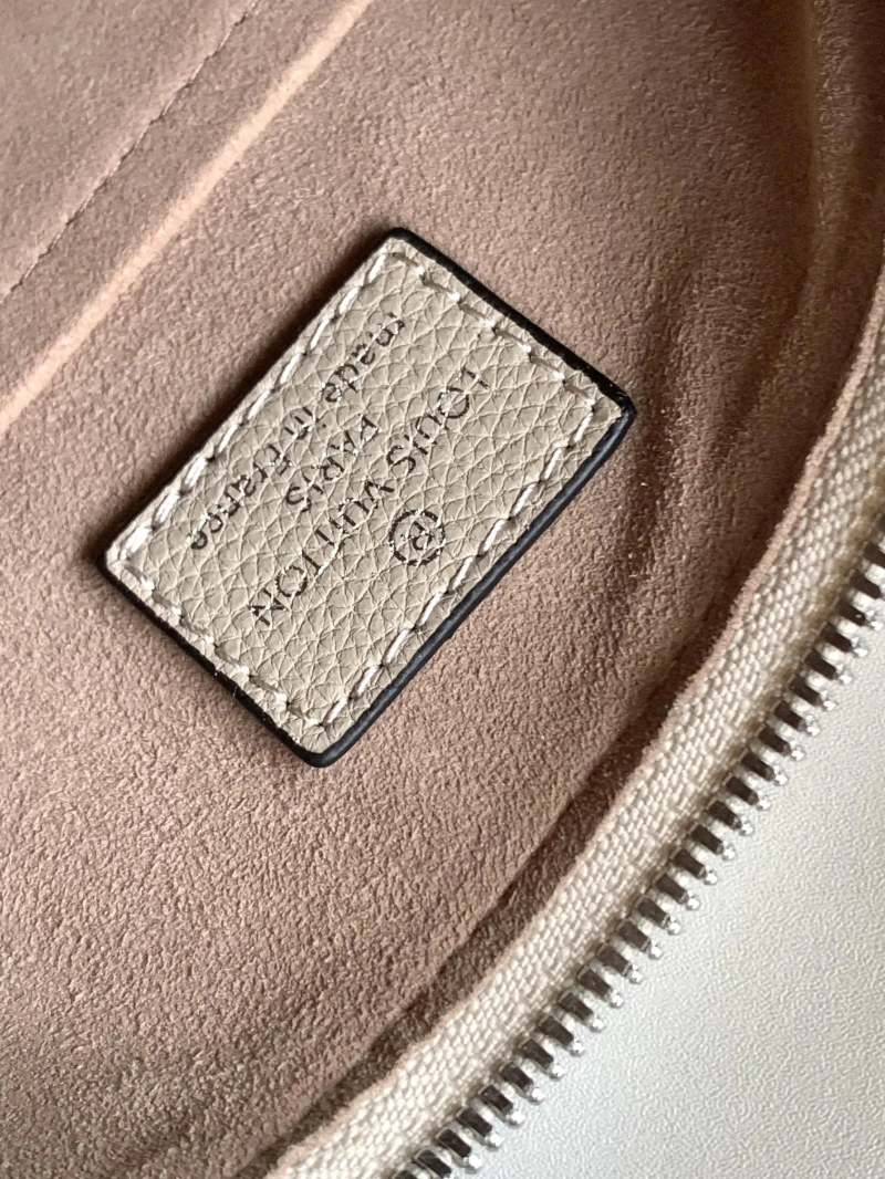LV Top Handle Bags 4233G-0846