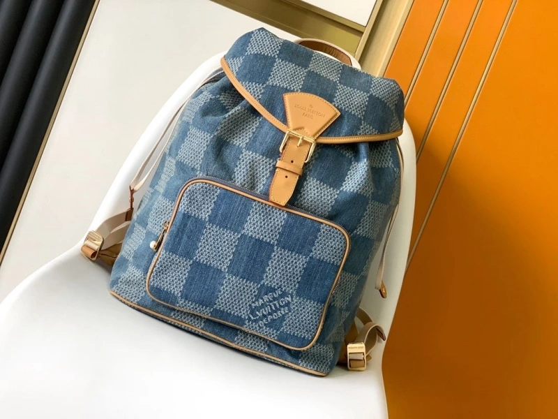 LV Backpacks 4233G-0876