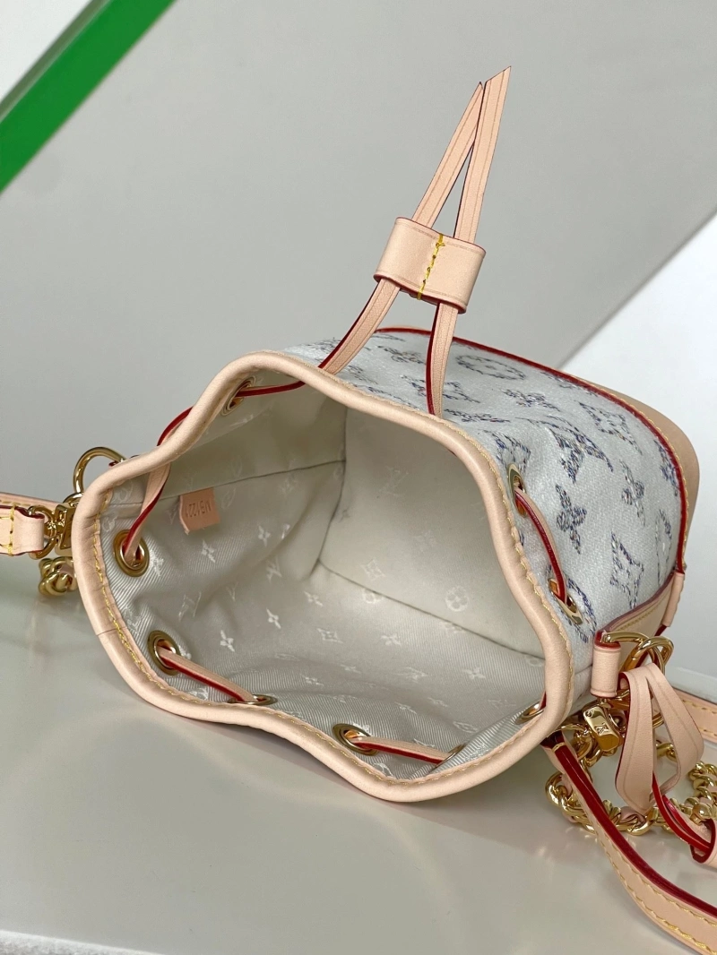 LV Bucket Bags 4233G-0905