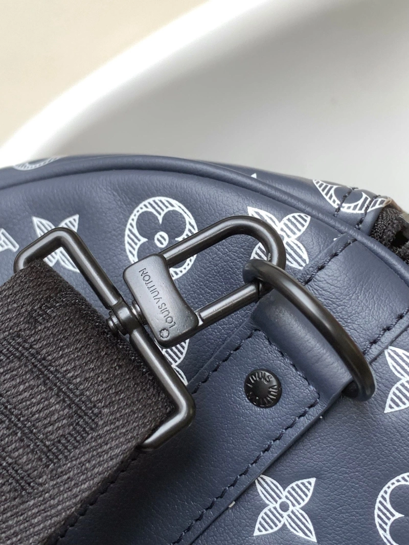 LV Travel Bags 4233G-0924