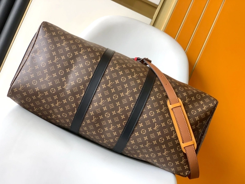 LV Travel Bags 4233G-0926