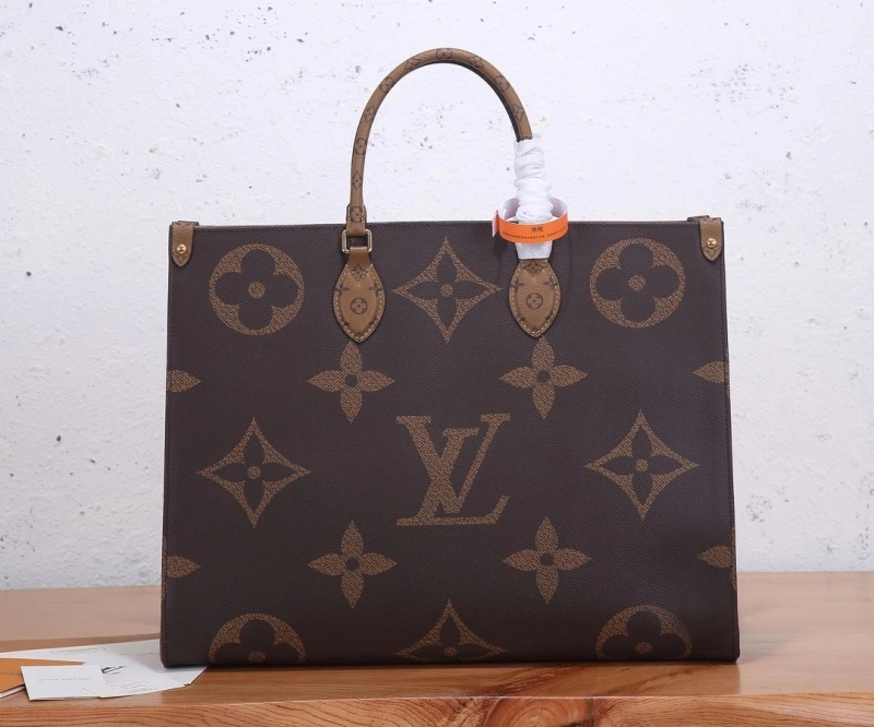 LV Shopping Bags 4233G-1011