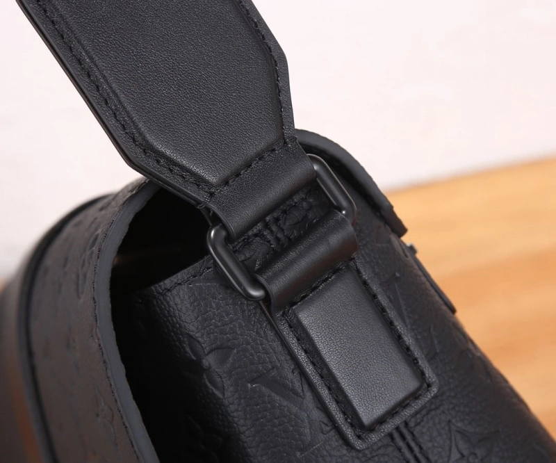 LV Satchel bags 4233G-1026