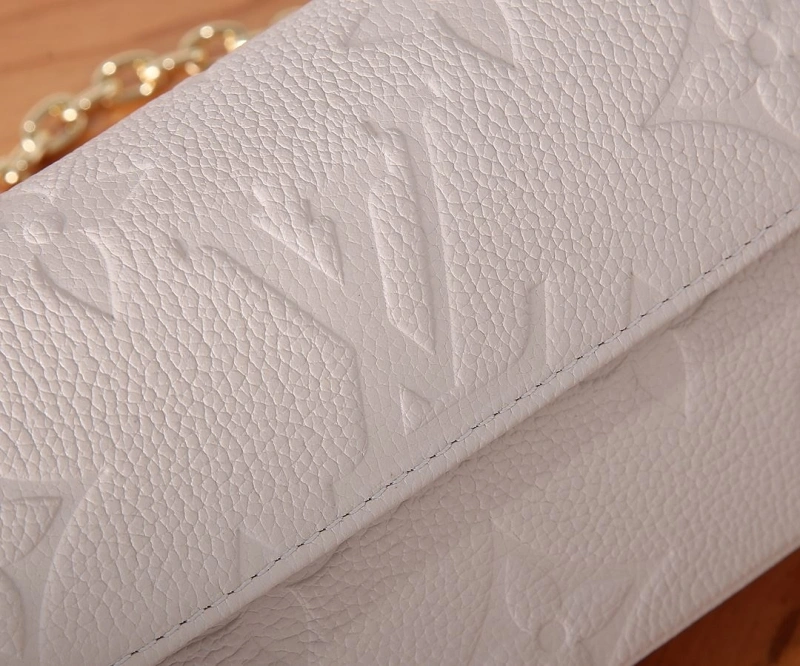 LV Satchel bags 4233G-1032
