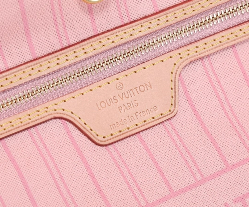 LV Shopping Bags 4233G-1044
