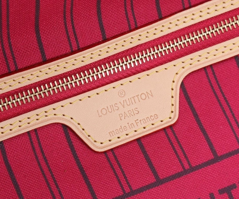 LV Shopping Bags 4233G-1046