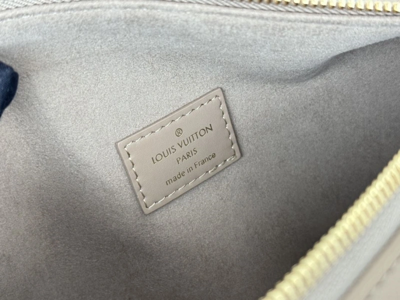 LV Box Bags 4233H-0035