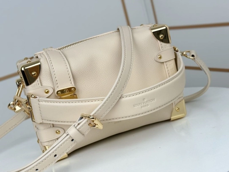 LV Box Bags 4233H-0037