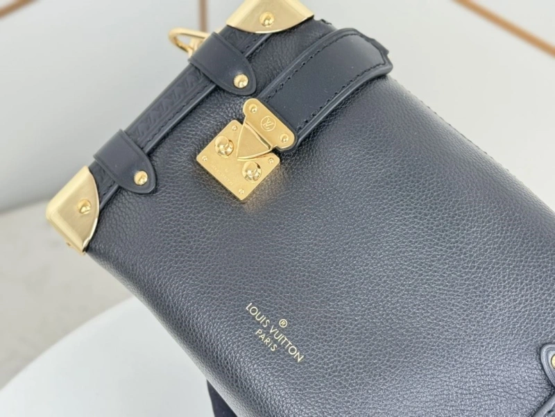 LV Box Bags 4233H-0038
