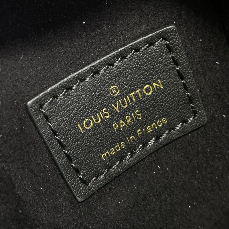 LV Box Bags 4233H-0038
