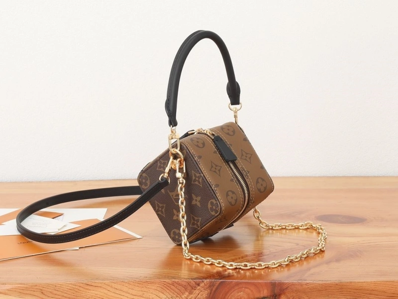 LV Box Bags 4233H-0116