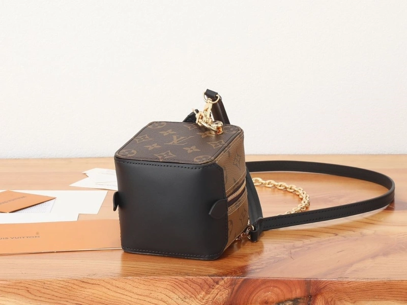 LV Box Bags 4233H-0116