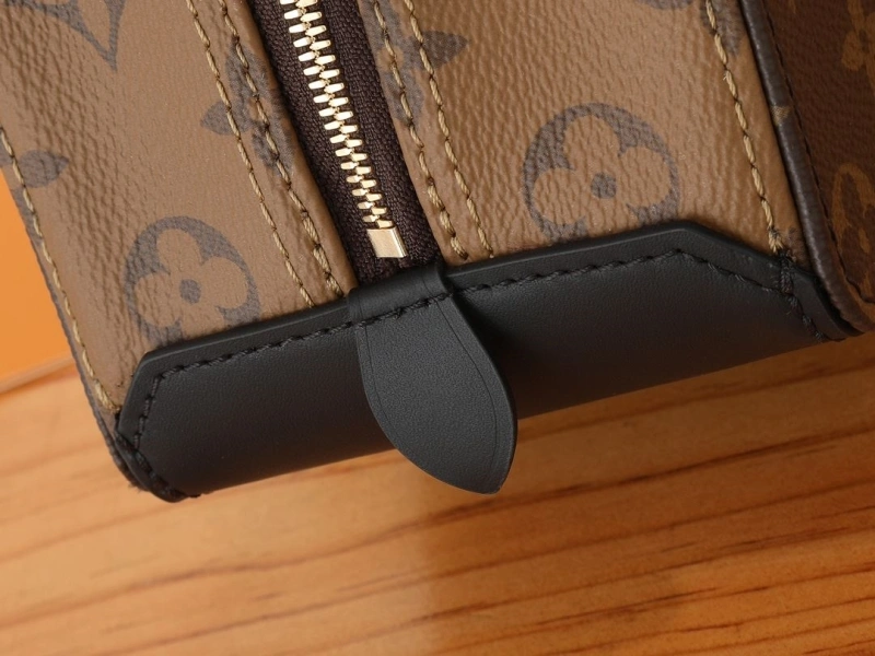 LV Box Bags 4233H-0116