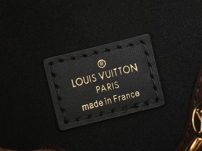 LV Box Bags 4233H-0116