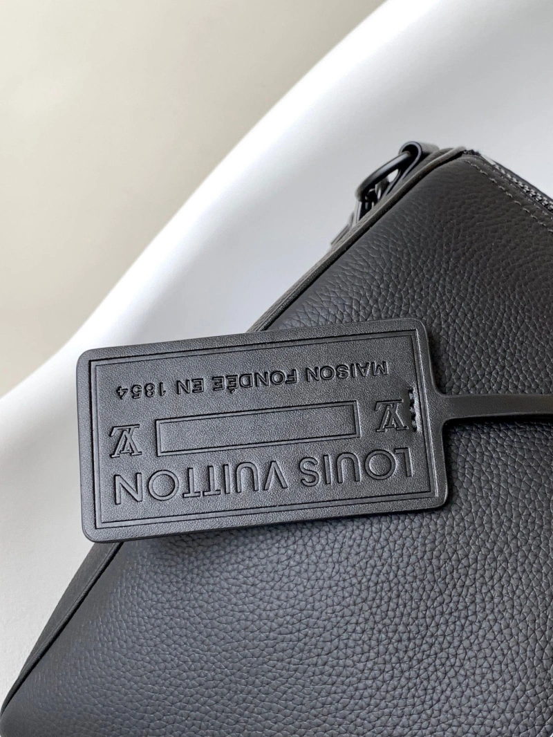 LV Travel Bags 4233H-0133