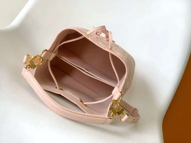 LV Bucket Bags 4233H-0159