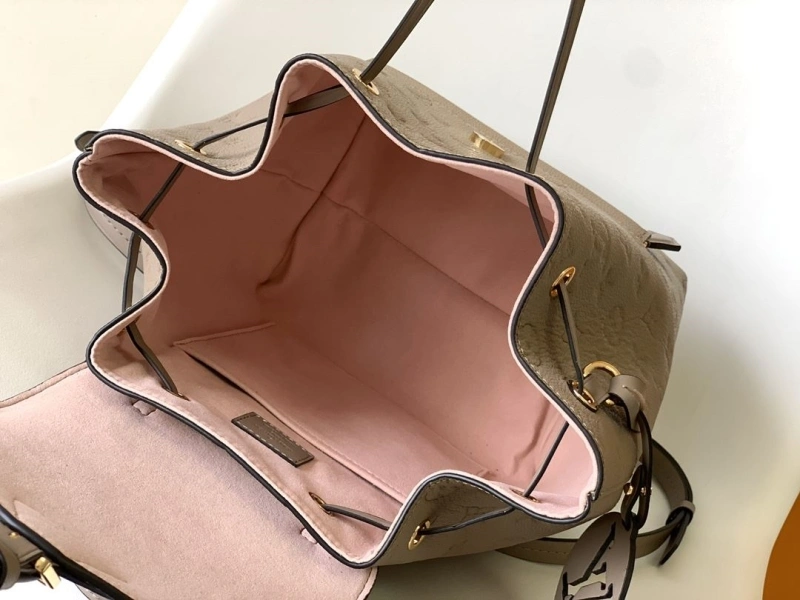 LV Backpacks 4233H-0178