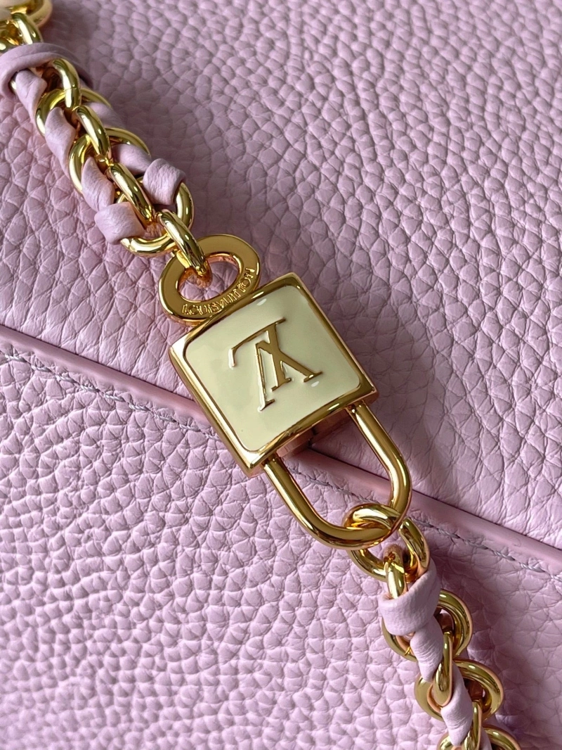 LV Capucines Bags 4233H-0196