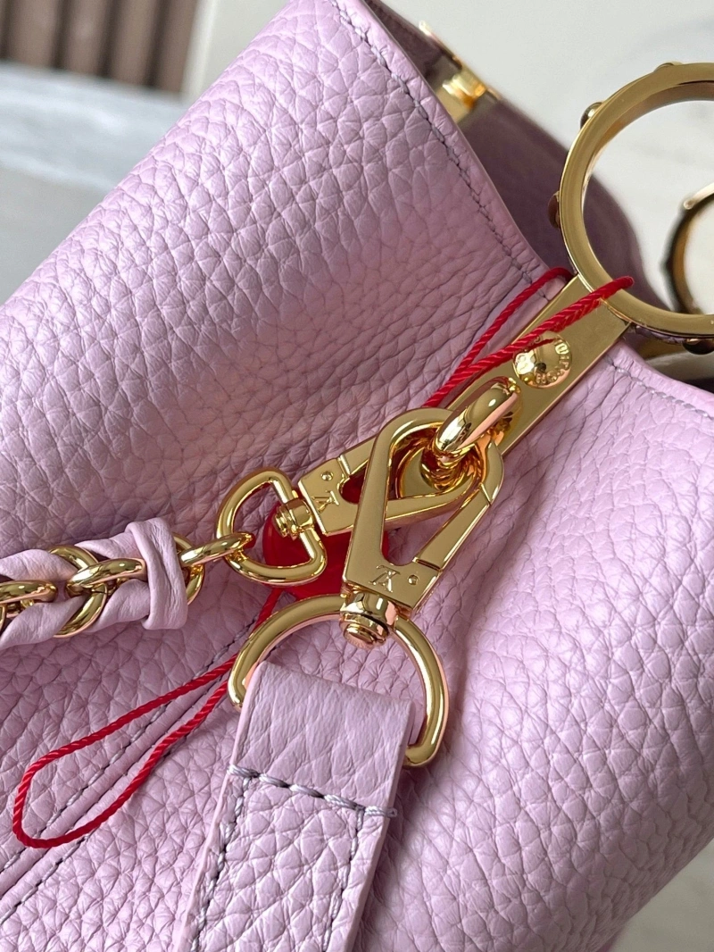 LV Capucines Bags 4233H-0197