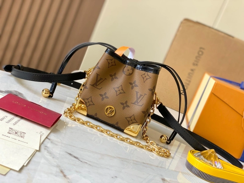 LV Bucket Bags 4233H-0204