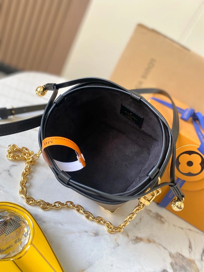 LV Bucket Bags 4233H-0204