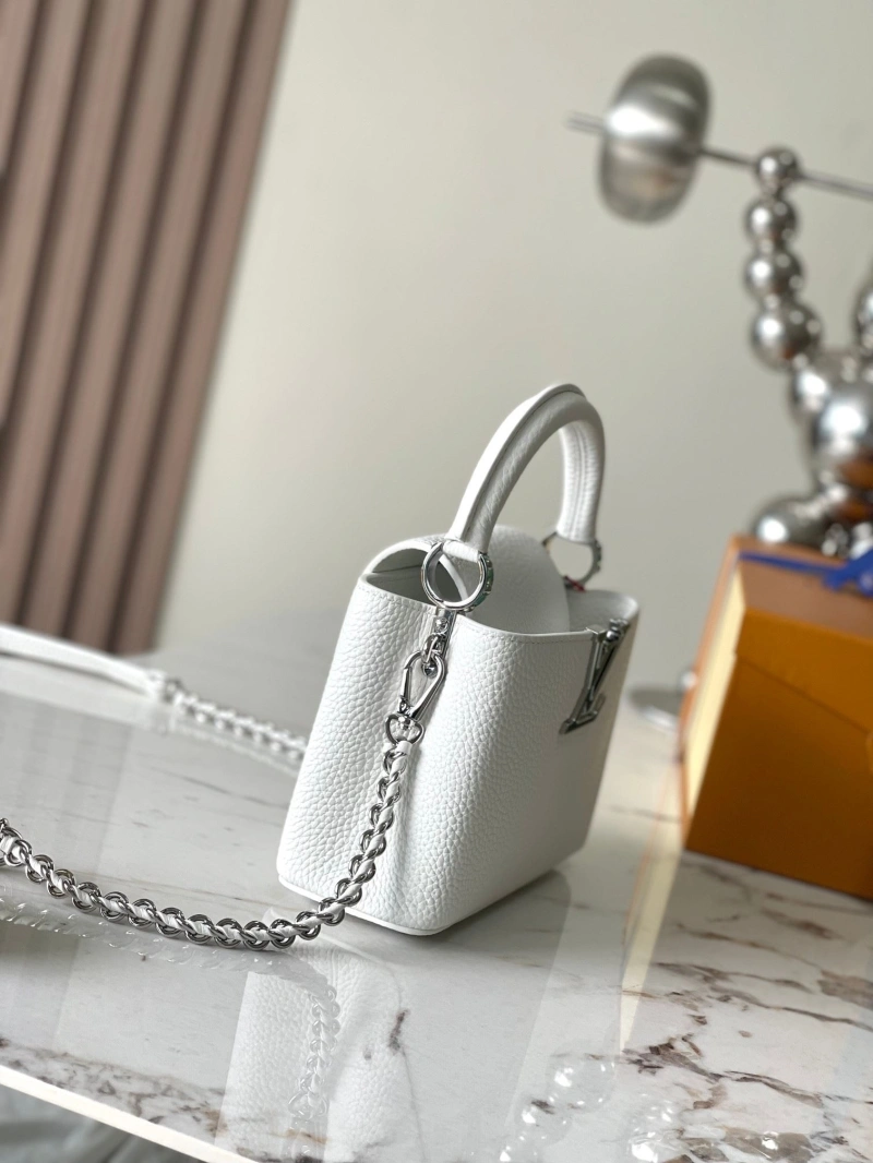 LV Capucines Bags 4233H-0220