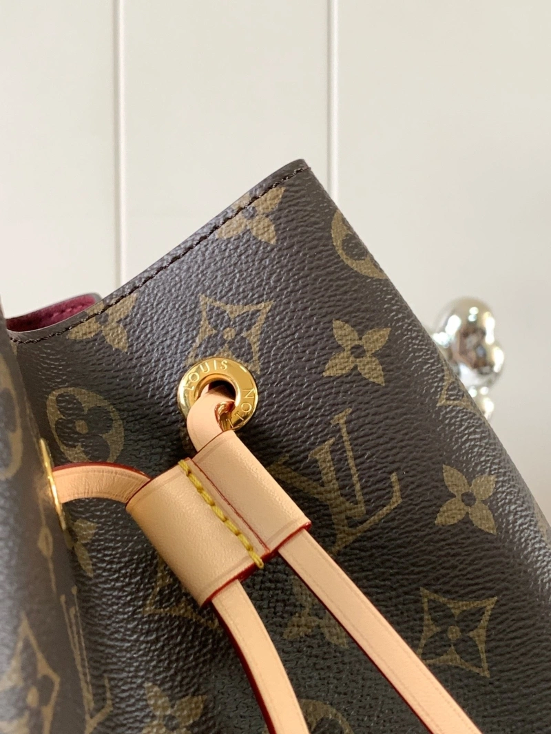 LV Bucket Bags 4233H-0223