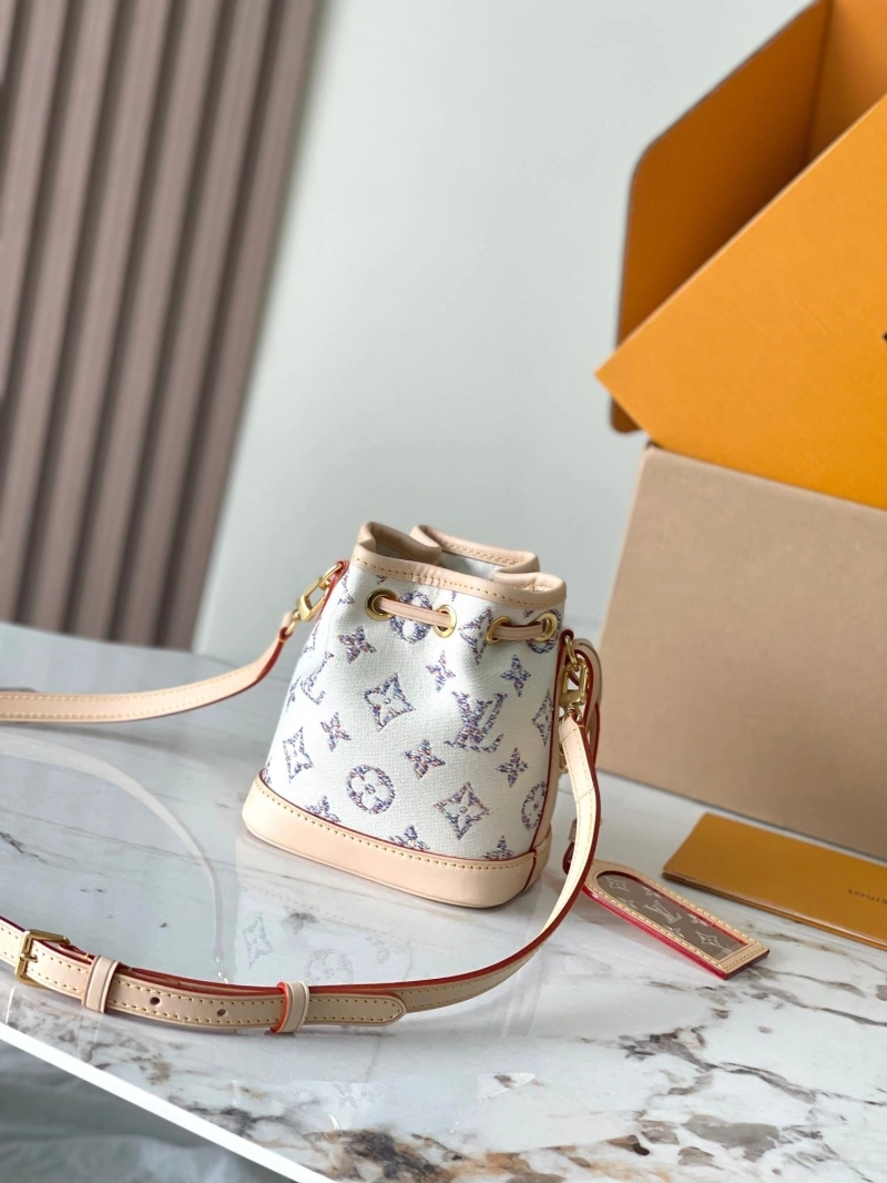 LV Bucket Bags 4233H-0230