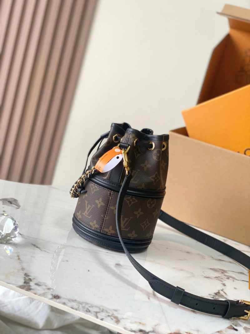 LV Bucket Bags 4233H-0235