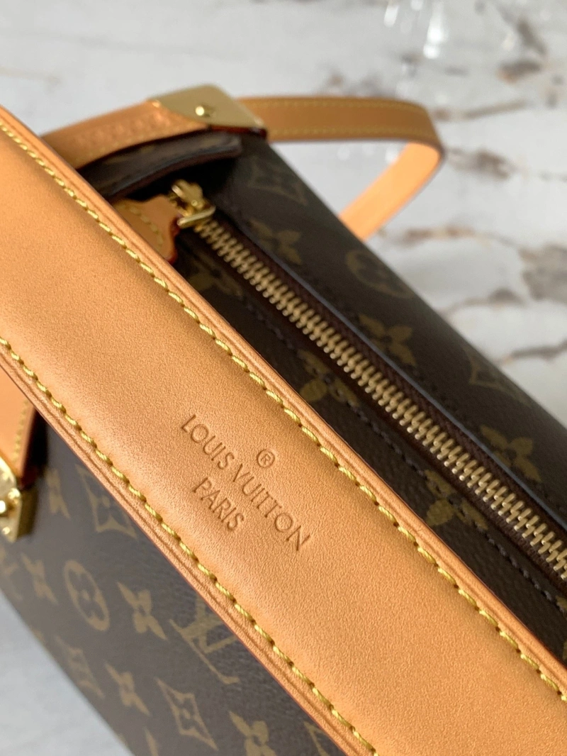 LV Box Bags 4233H-0238