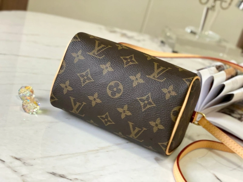 LV Speedy Bags 4233H-0240