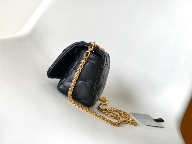 lv twist De*1m bags 4233h-0258