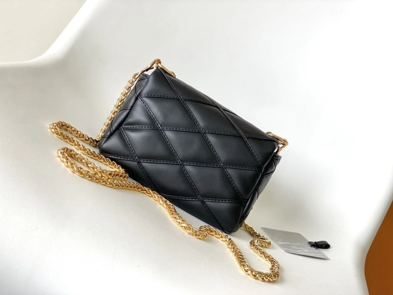 lv twist De*1m bags 4233h-0258